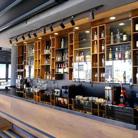 Hotell Mira Palace &