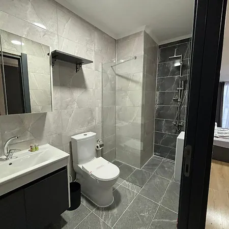 Hotell Mira Palace &