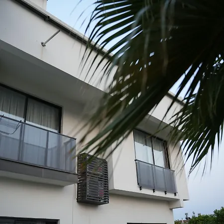 Mira Palace & 3* 시데