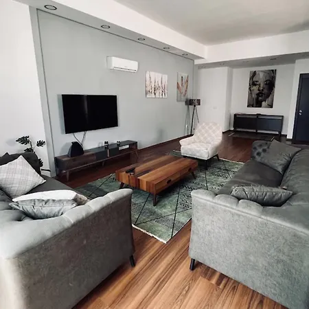 Mira Palace & 호텔