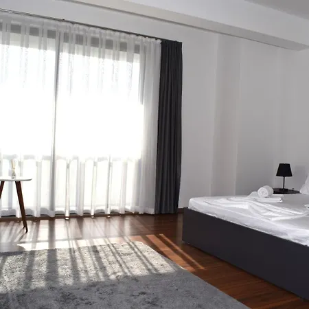 Hotel Mira Palace & 3*