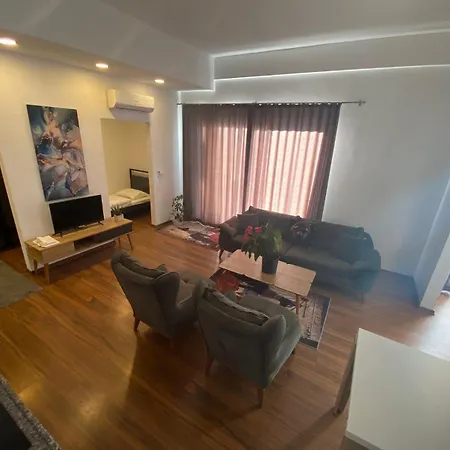 Mira Palace & 3* Side