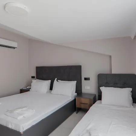 Mira Palace&spa Hotel