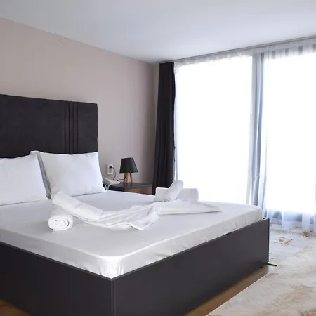 فندق Mira Palace & 3*