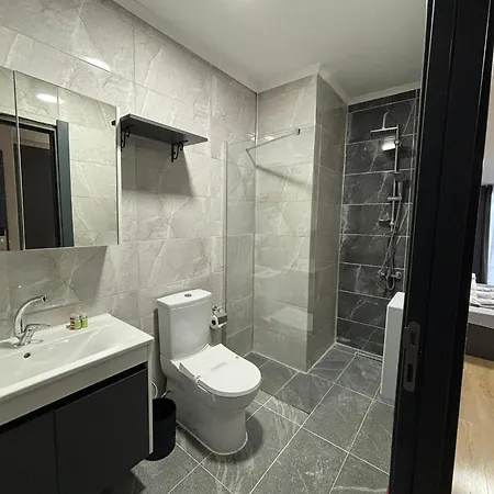 Hotell Mira Palace &