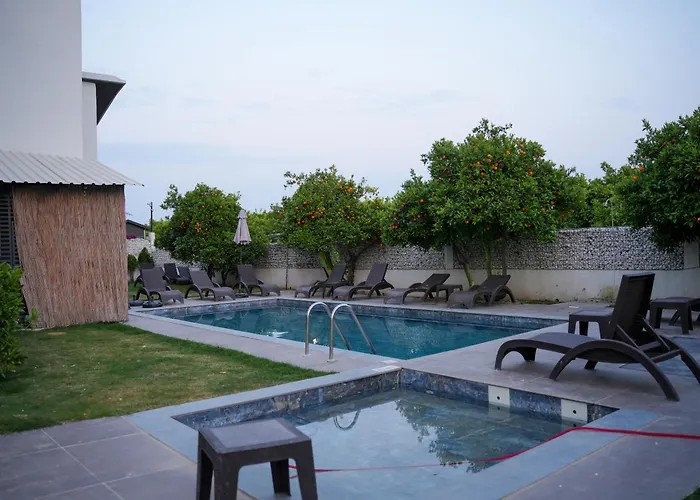 Ξενοδοχείο Mira Palace & 3*