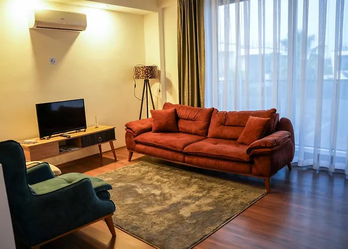 Ξενοδοχείο Mira Palace &