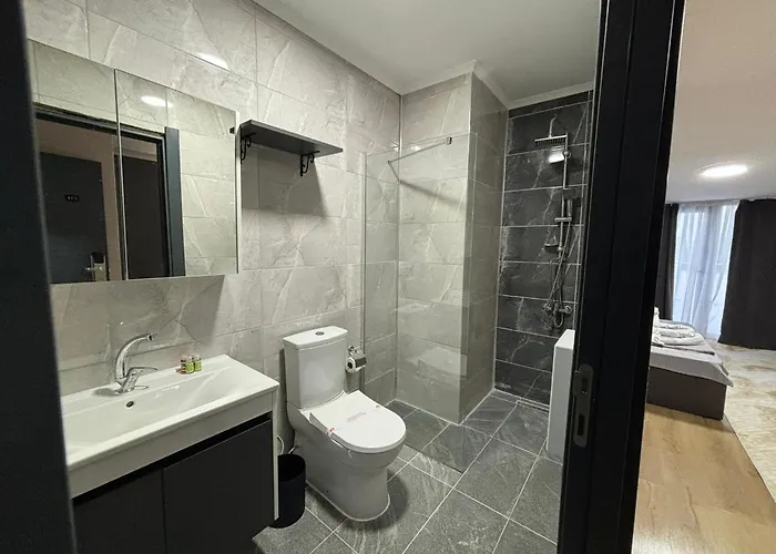 Ξενοδοχείο Mira Palace &