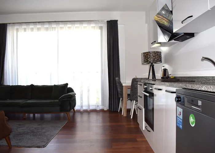 Mira Palace & Σιντέ