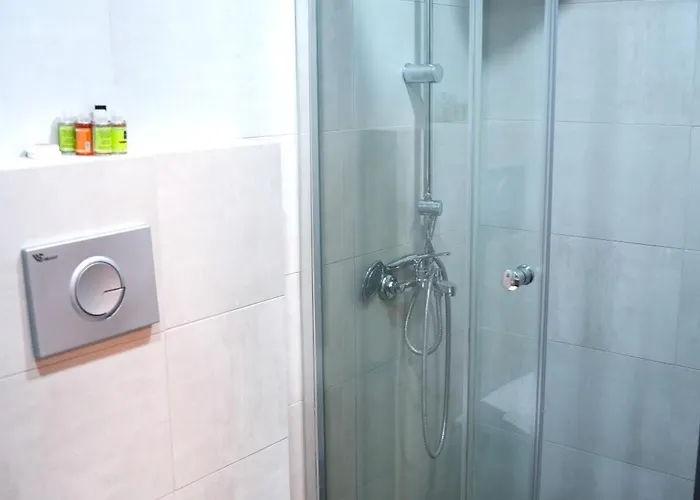 Mira Palace & Σιντέ