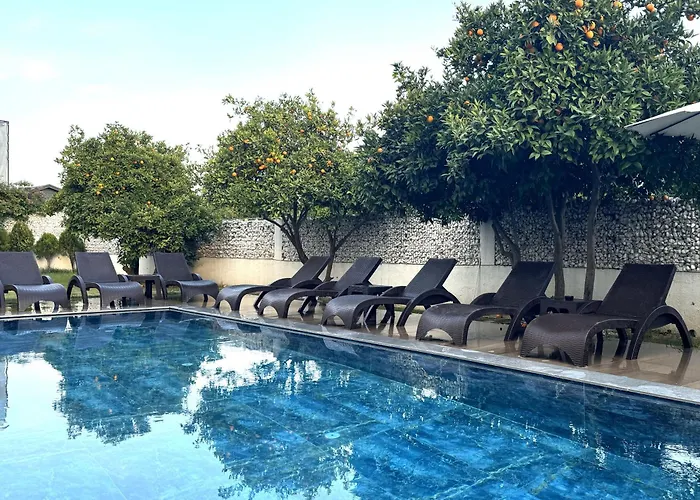 Ξενοδοχείο Mira Palace &