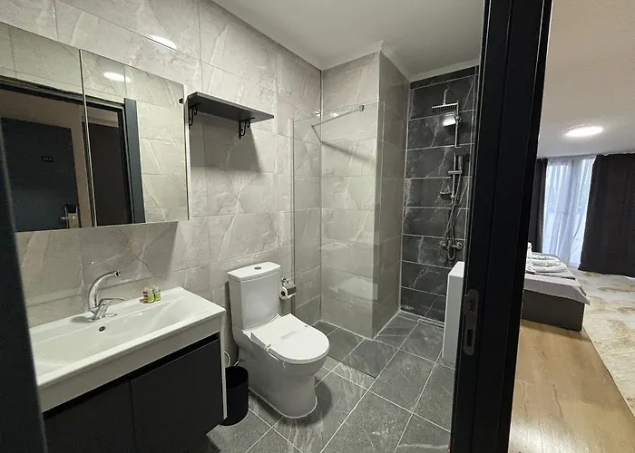 Ξενοδοχείο Mira Palace &