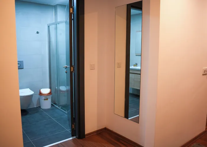 Mira Palace & Ξενοδοχείο Σιντέ